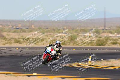 media/May-12-2024-SoCal Trackdays (Sun) [[ad755dc1f9]]/1-Turn 11 (730am)/